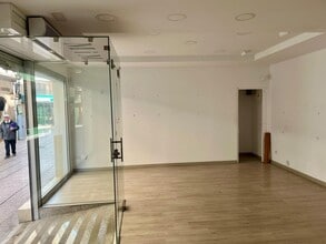 Retail in Calella, Barcelona to rent Interior Photo- Image 2 of 5