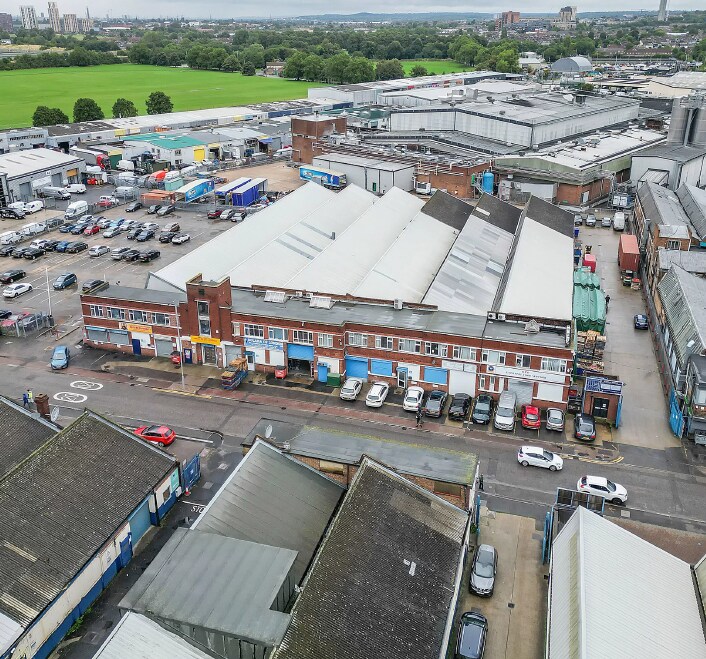 8 Argall Ave, London for sale Primary Photo- Image 1 of 1