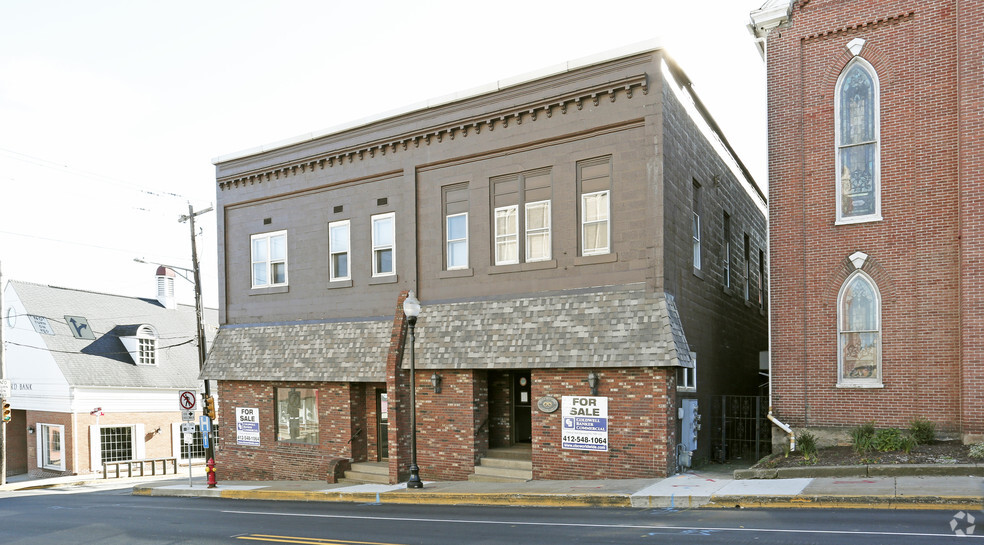 701-705 W Main St, Mount Pleasant, PA for sale - Primary Photo - Image 1 of 1