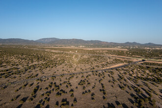 Camino La Tierra, Santa Fe, NM for sale Primary Photo- Image 1 of 30