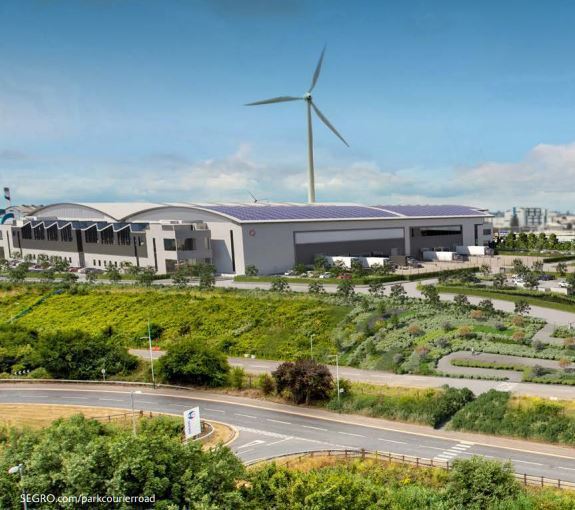 Courier Rd, Rainham to rent - Building Photo - Image 2 of 2