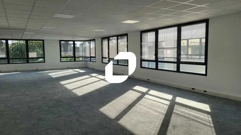 Office in Mérignac to rent - Building Photo - Image 3 of 8