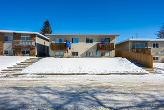 850 Mcneill Rd NE, Calgary, AB for sale Building Photo- Image 1 of 28