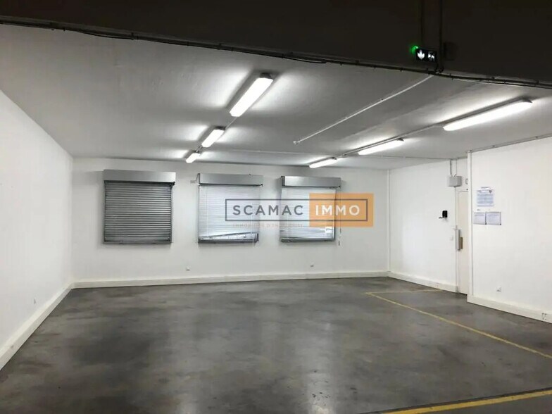 Office in Gennevilliers to rent - Building Photo - Image 3 of 7