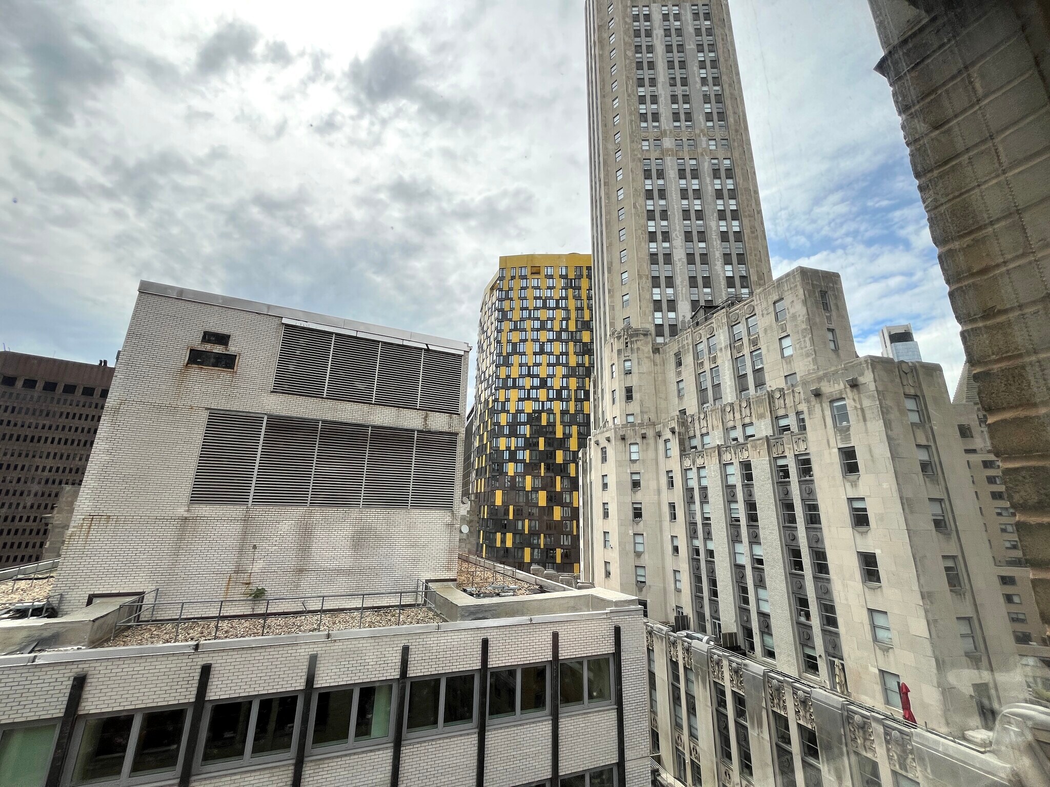 11 Hanover Sq, New York, NY to rent Interior Photo- Image 1 of 7