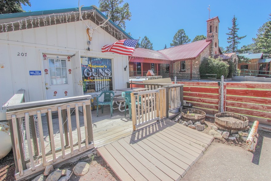 207 James Canyon Hwy, Cloudcroft, NM for sale - Primary Photo - Image 1 of 1