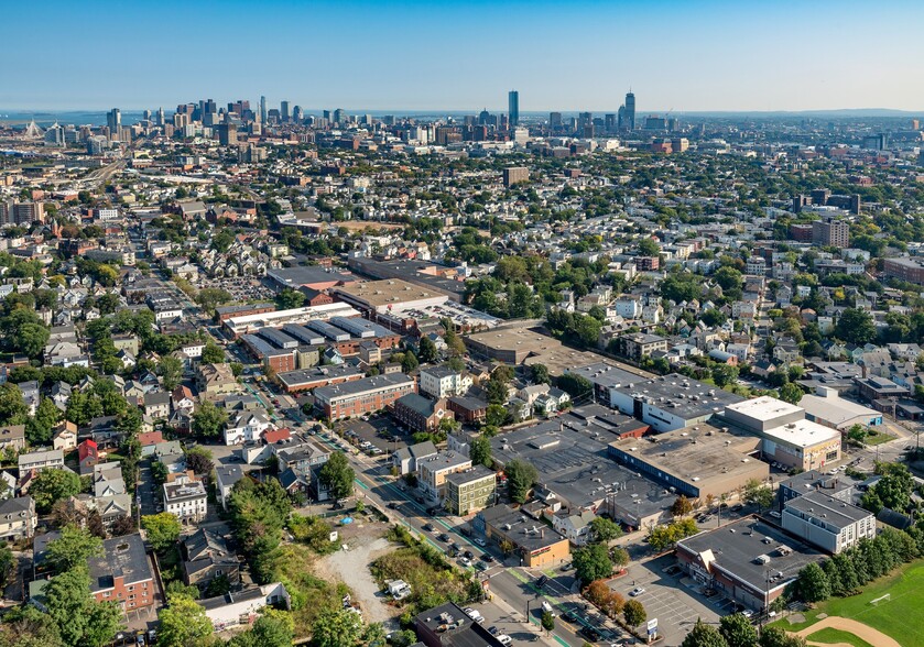 21 Rev Nazareno Properzi Way, Somerville, MA for rent - Building Photo - Image 3 of 5