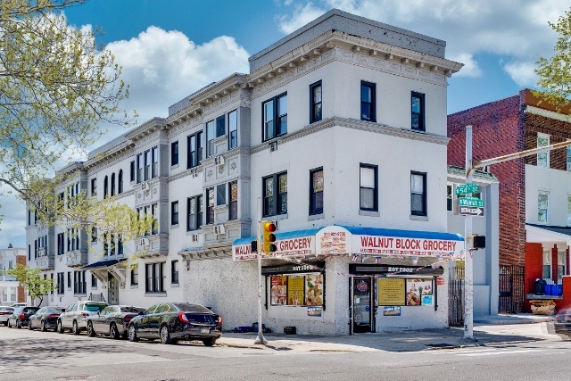 5400 Walnut St, Philadelphia, PA for sale - Building Photo - Image 1 of 1