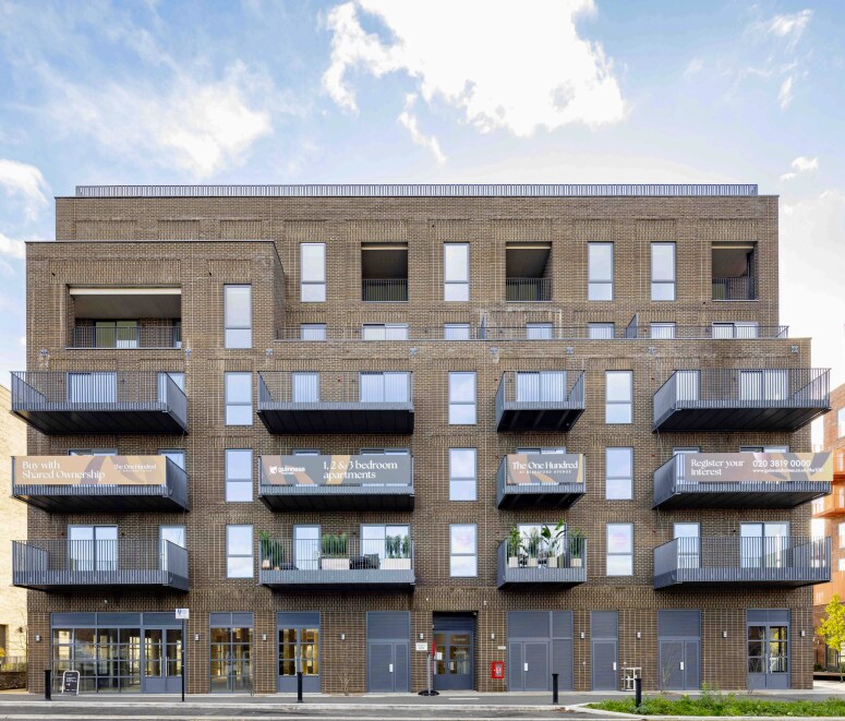 104 Beresford Av, Wembley for sale Building Photo- Image 1 of 1