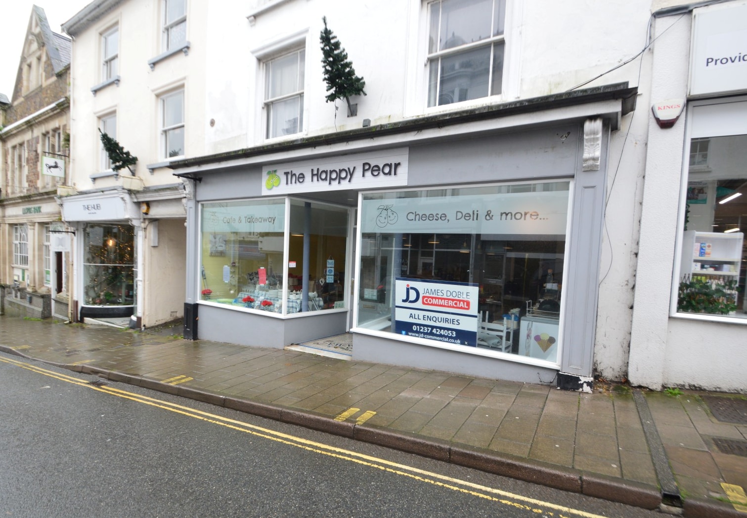 8 High St, Bideford to rent Building Photo- Image 1 of 2