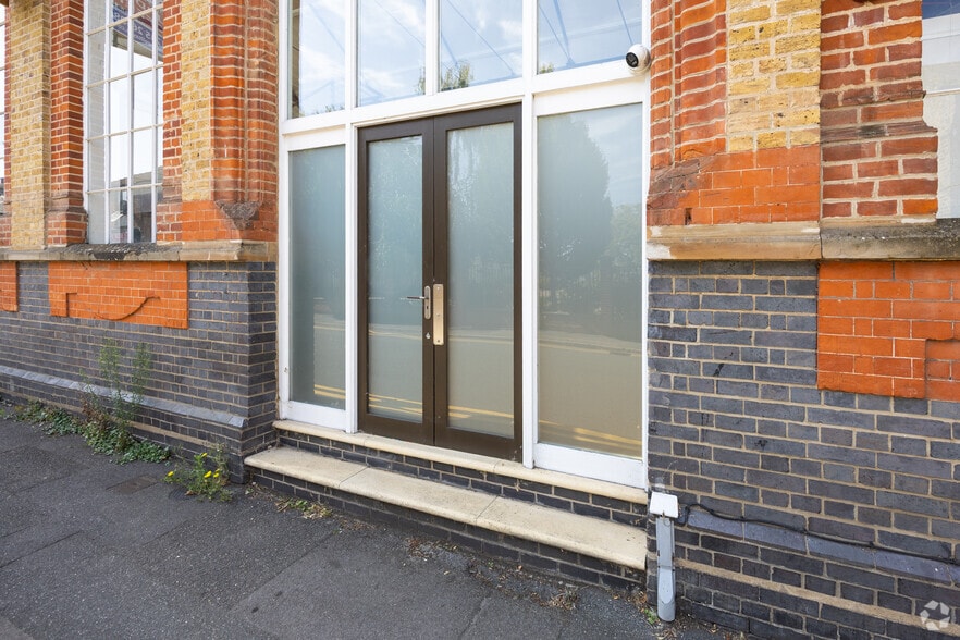 Anchor St, Chelmsford to rent - Building Photo - Image 2 of 8