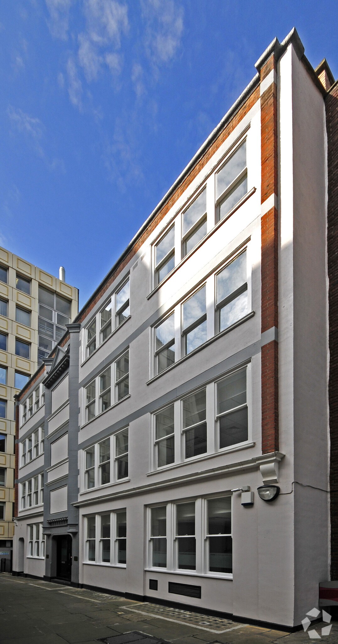 22 Red Lion Sq, London for sale Primary Photo- Image 1 of 1