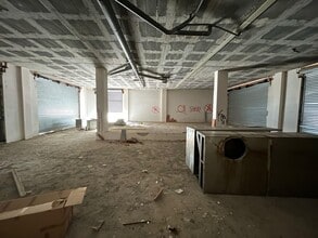 Retail in Igualada, Barcelona to rent Interior Photo- Image 1 of 10