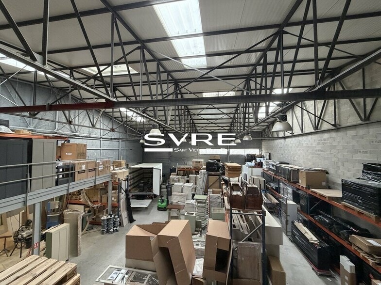Industrial in Marseille to rent - Building Photo - Image 3 of 8