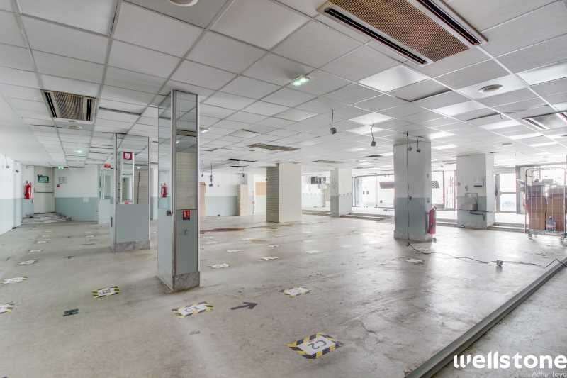 Office / Retail in Paris to rent - Interior Photo - Image 2 of 8