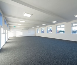 Rotherhithe New Rd, London to rent Interior Photo- Image 1 of 2