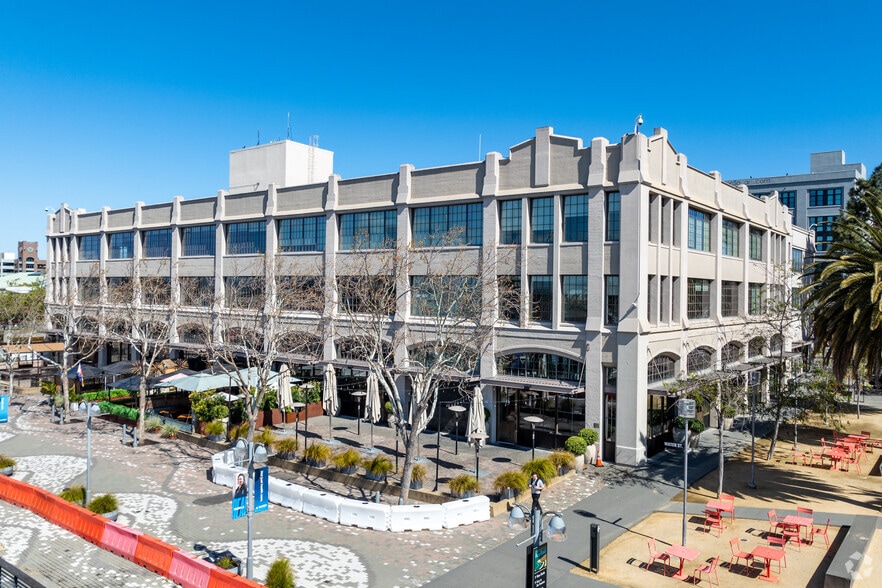 66 Franklin St, Oakland, CA to rent - Building Photo - Image 1 of 15