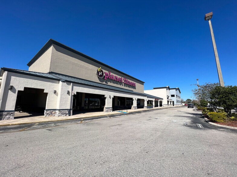 6140-6230 US Highway 98 N, Lakeland, FL for rent - Building Photo - Image 3 of 5