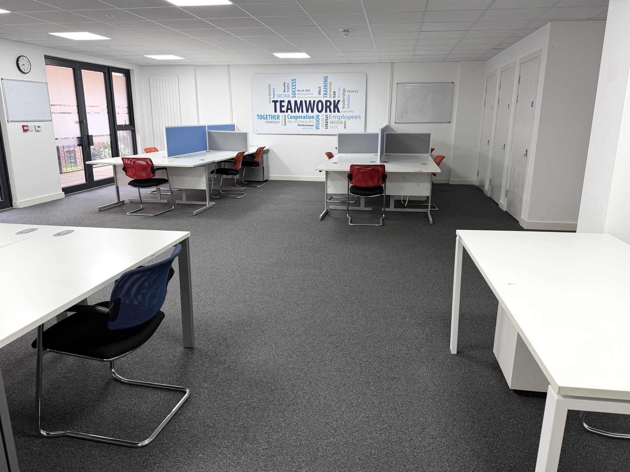 Howard Rd, Stanmore to rent Interior Photo- Image 1 of 15