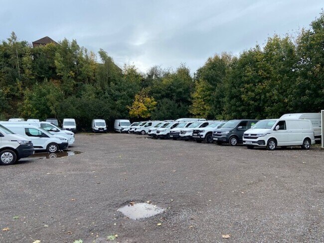 More details for Rear Compound, Glebeland Centre, Vincent Lane, Dorking - Land to Rent