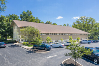 1716 Perrysburg Holland Rd, Holland, OH for sale Primary Photo- Image 1 of 12