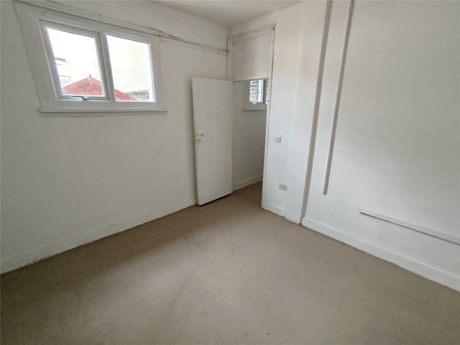4 Nelson Rd, Leigh On Sea to rent Interior Photo- Image 1 of 3
