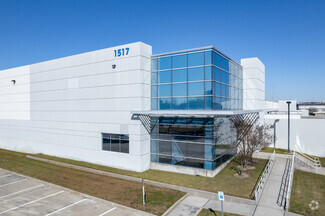 More details for 1521 Greens Rd, Houston, TX - Industrial for Rent