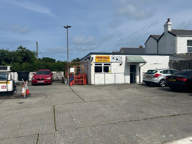 More details for Bucketts Hl, Redruth - Retail for Sale