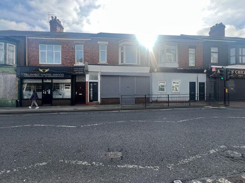 209 Hylton Rd, Sunderland to rent - Building Photo - Image 1 of 2