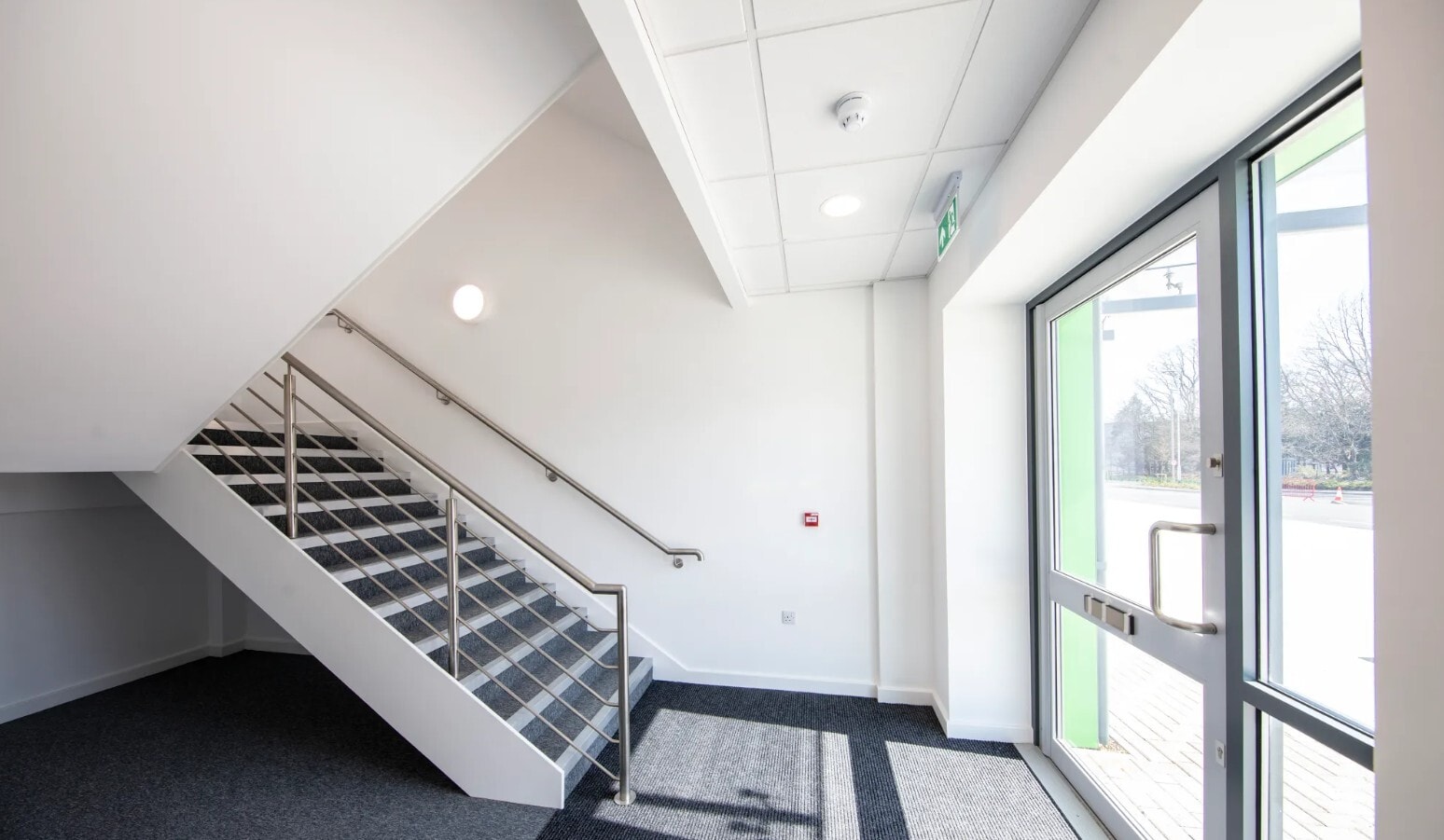 Vulcan Way, Wimborne to rent Interior Photo- Image 1 of 3