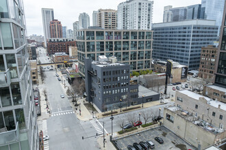 626 W Randolph St, Chicago, IL - aerial  map view