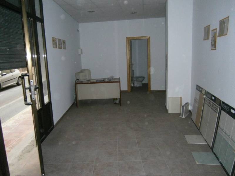 Retail in MONÒVER for sale Interior Photo- Image 1 of 7