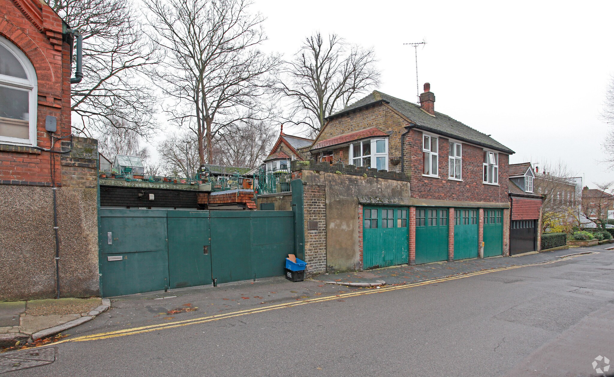 4 Friars Ln, Richmond for sale Primary Photo- Image 1 of 1