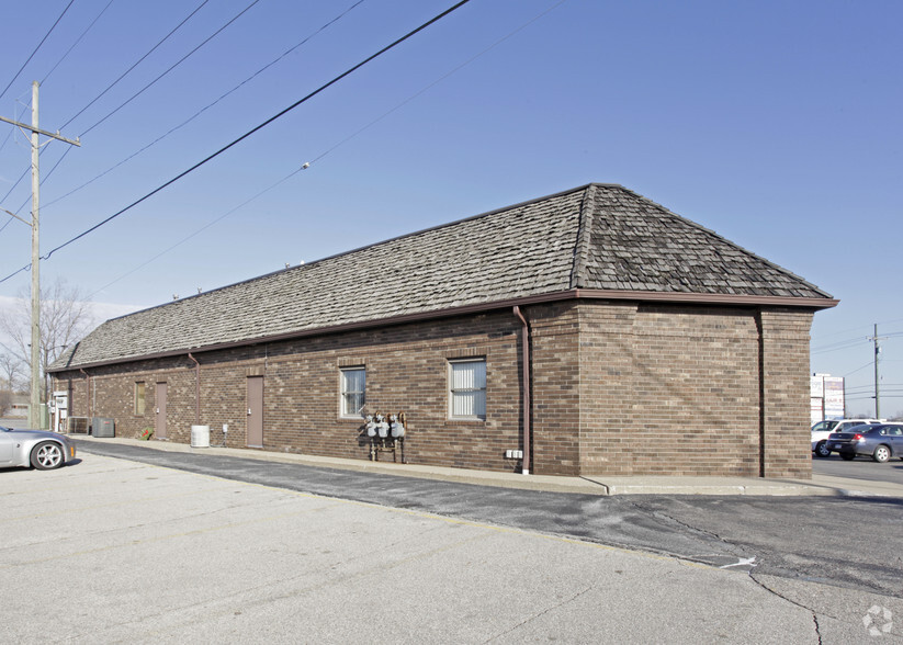 3895 24th Ave, Fort Gratiot, MI for sale - Building Photo - Image 3 of 23