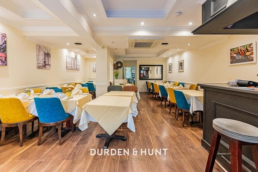 12 Nightingale Ln, London to rent - Building Photo - Image 3 of 11