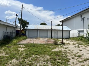 4236 W Waters, Tampa, FL for rent Building Photo- Image 1 of 2