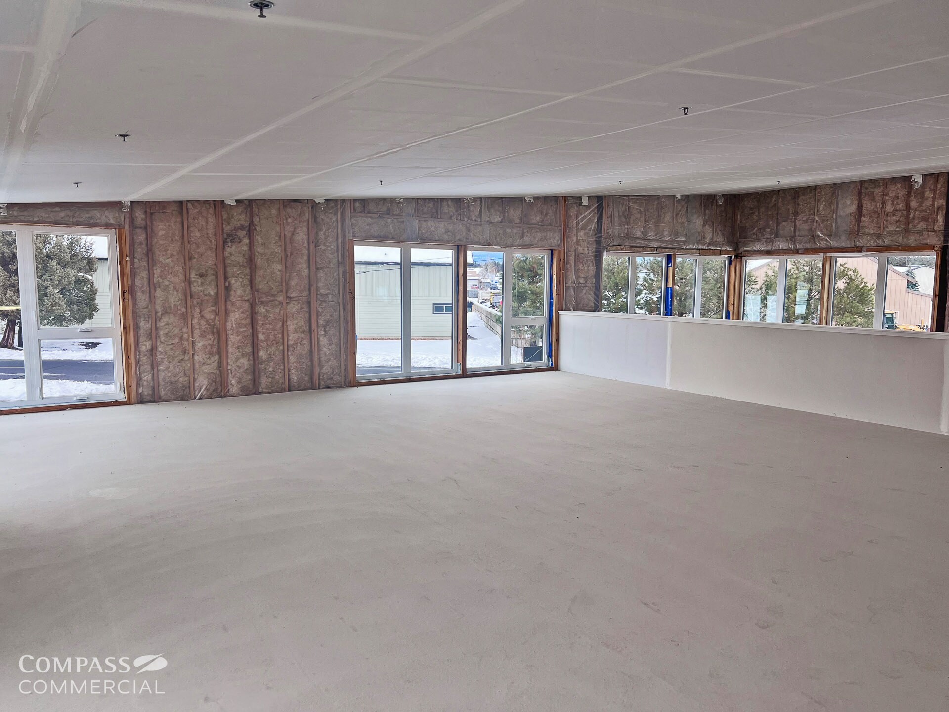 100 Lundgren Mill Dr, Sisters, OR to rent Interior Photo- Image 1 of 5