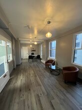 235-239 4th Ave, Pittsburgh, PA to rent Building Photo- Image 2 of 3