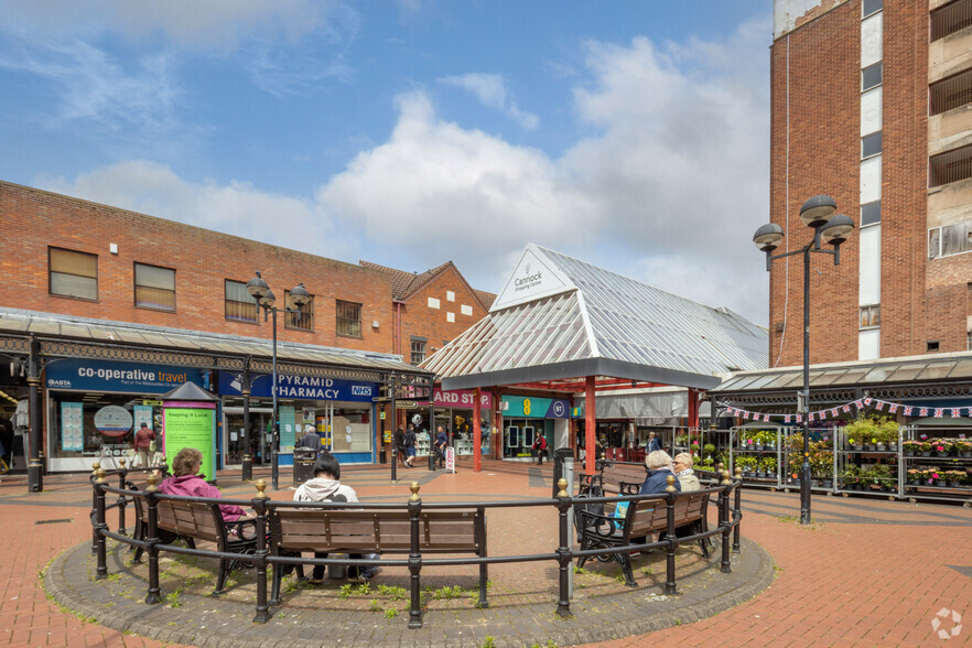 Market Hall St, Cannock for rent - Building Photo - Image 3 of 18