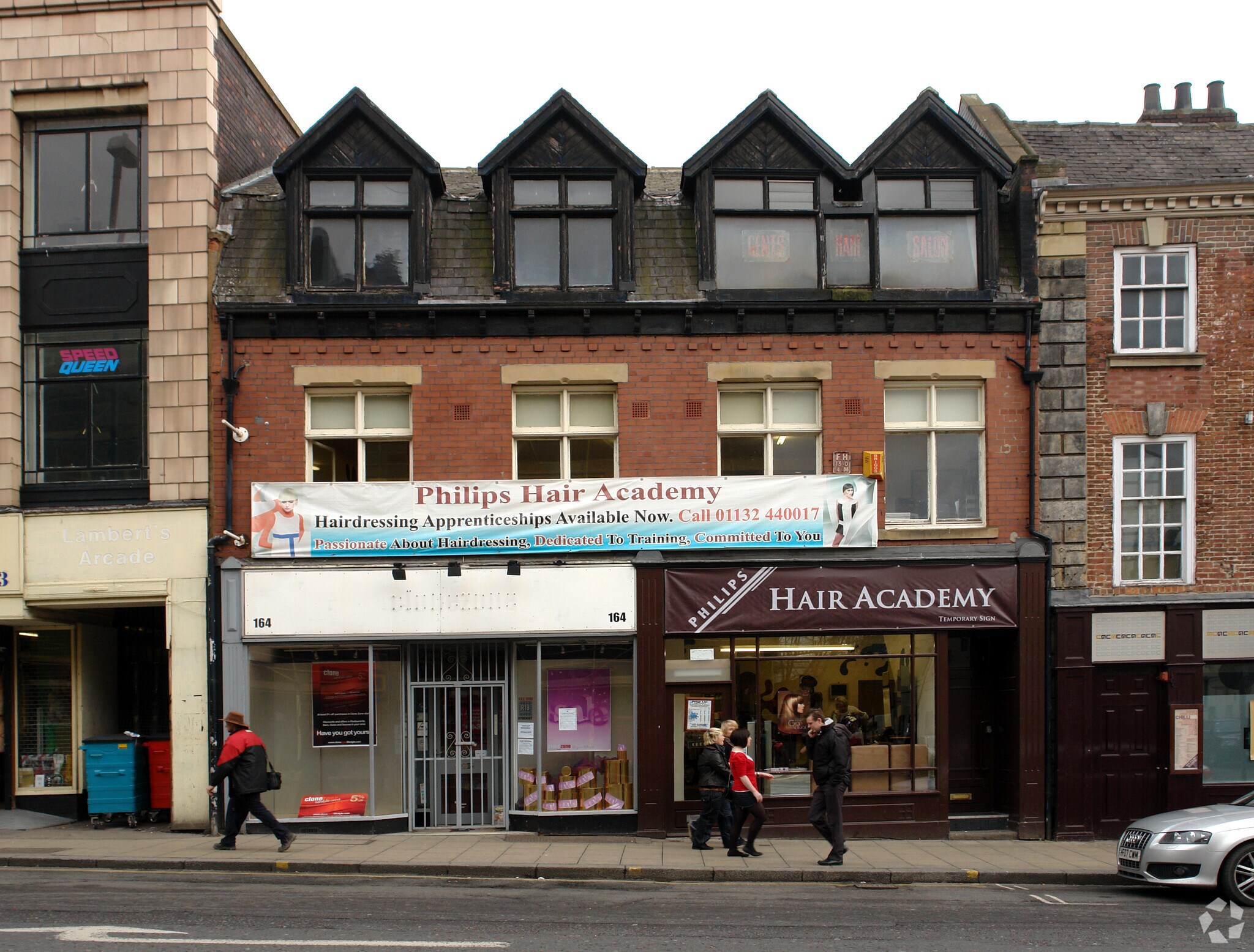 164-165 Briggate, Leeds for sale Primary Photo- Image 1 of 1