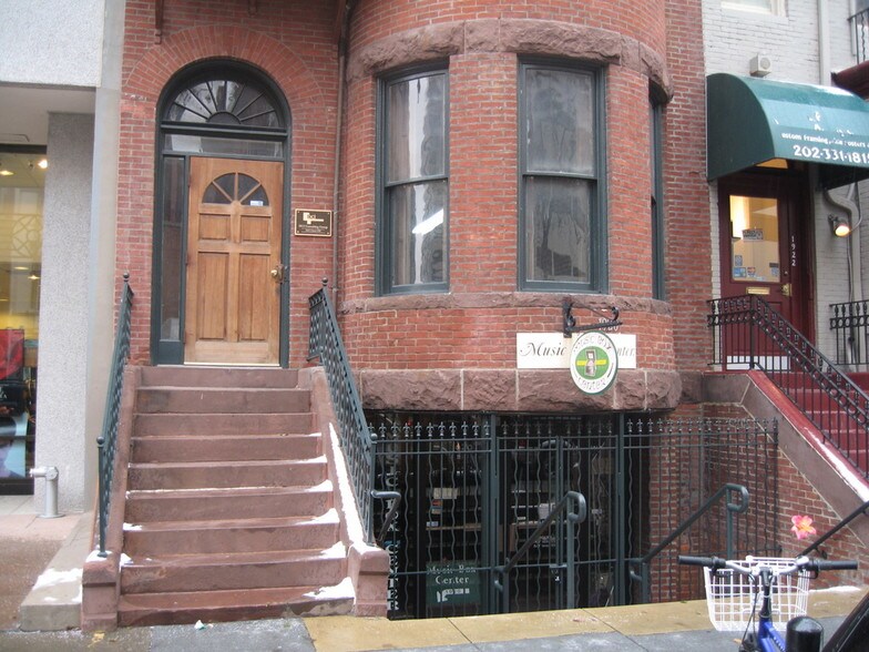 1920 Eye St NW, Washington, DC to rent - Building Photo - Image 2 of 13