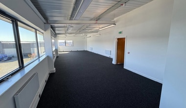 Faraday Way, Orpington to rent Interior Photo- Image 2 of 3