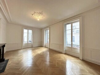 More details for 34 Rue Vaubecour, Lyon - Office to Rent