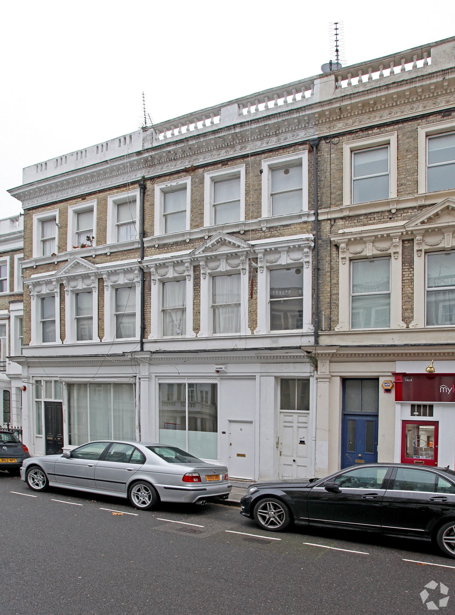 6-6B Comeragh Rd, London for sale Primary Photo- Image 1 of 1