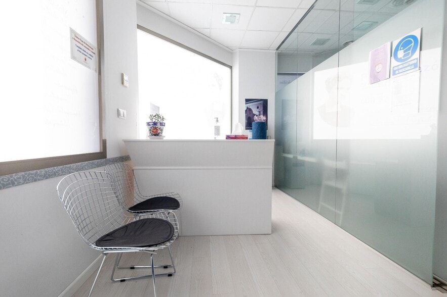 Retail in Cieza, Murcia to rent - Interior Photo - Image 2 of 11