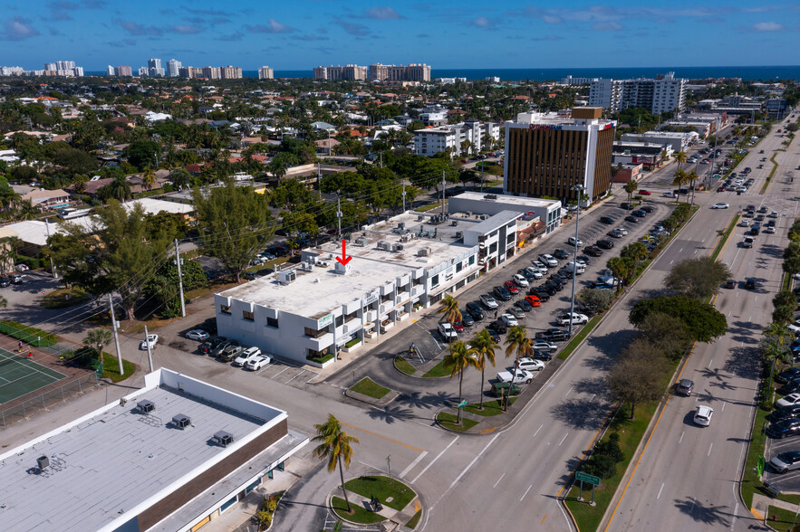 2801-2809 E Commercial Blvd, Fort Lauderdale, FL for rent - Building Photo - Image 2 of 31