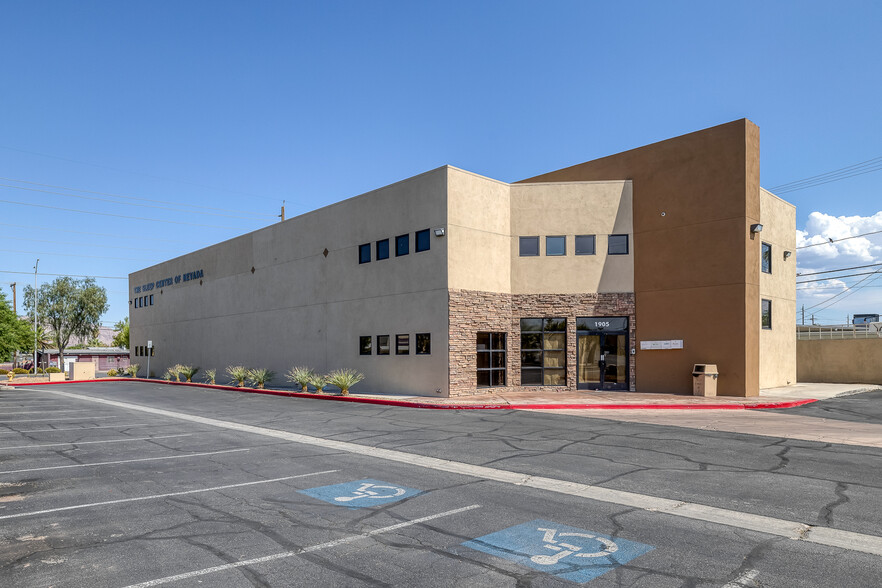 1905 Civic Center Dr, North Las Vegas, NV for sale - Building Photo - Image 3 of 34