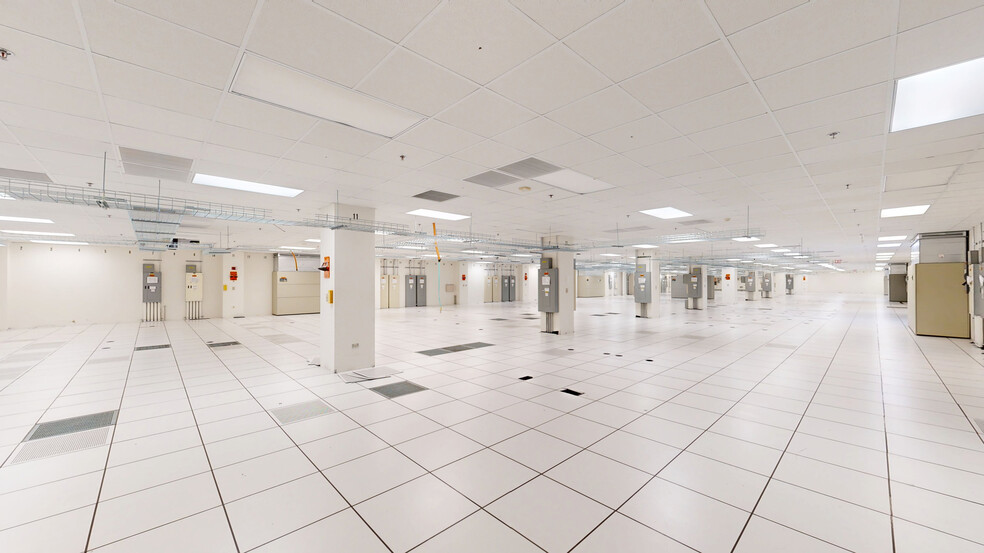 4 Overlook Pt, Lincolnshire, IL to rent - Matterport 3D Scan - Image 3 of 83