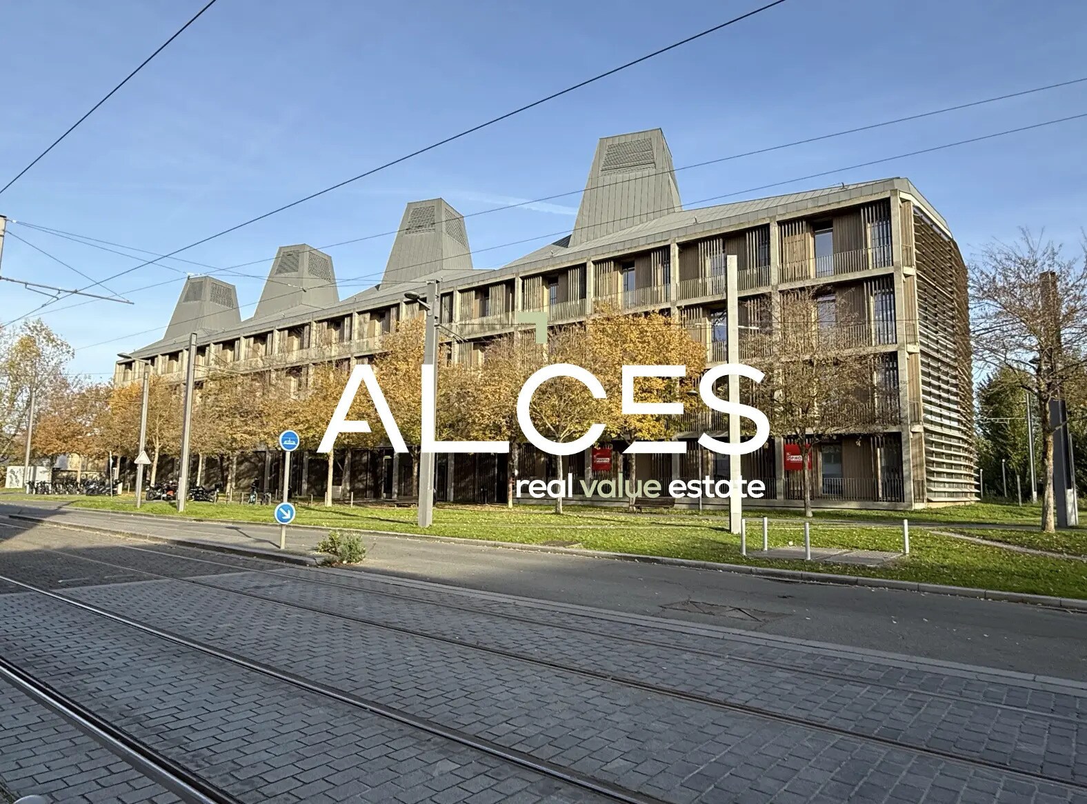 60 Rue Achard, Bordeaux to rent Building Photo- Image 1 of 5