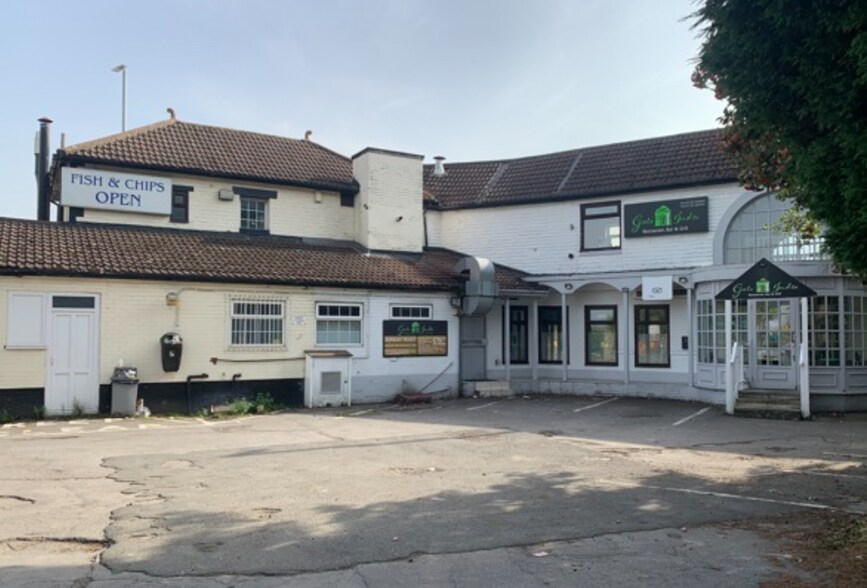 Bridge St, Leeds, LS27 0HD Retail for Sale UK